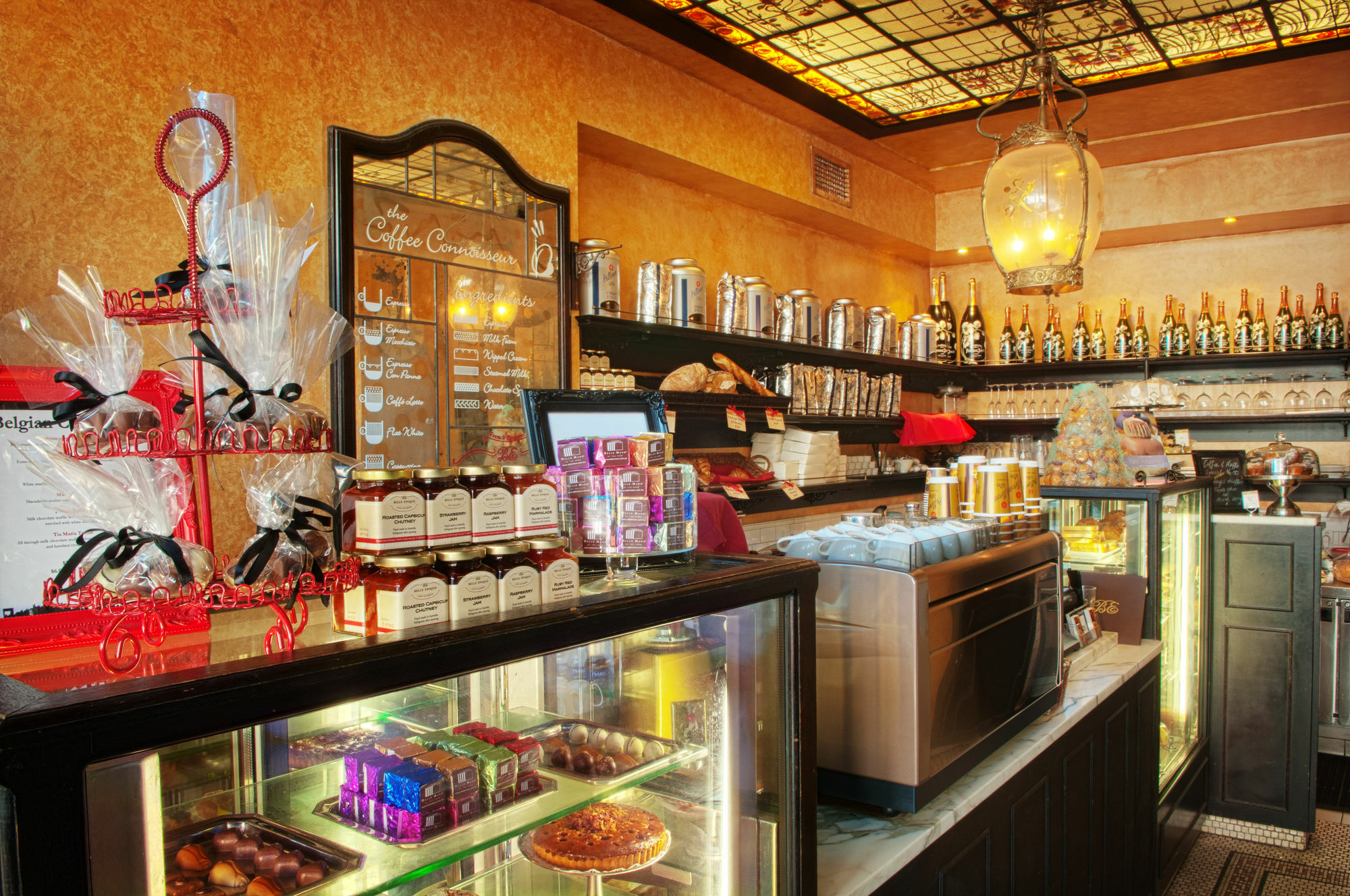 Ovolo The Valley Brisbane Eksteriør billede A pastry shop in Paris