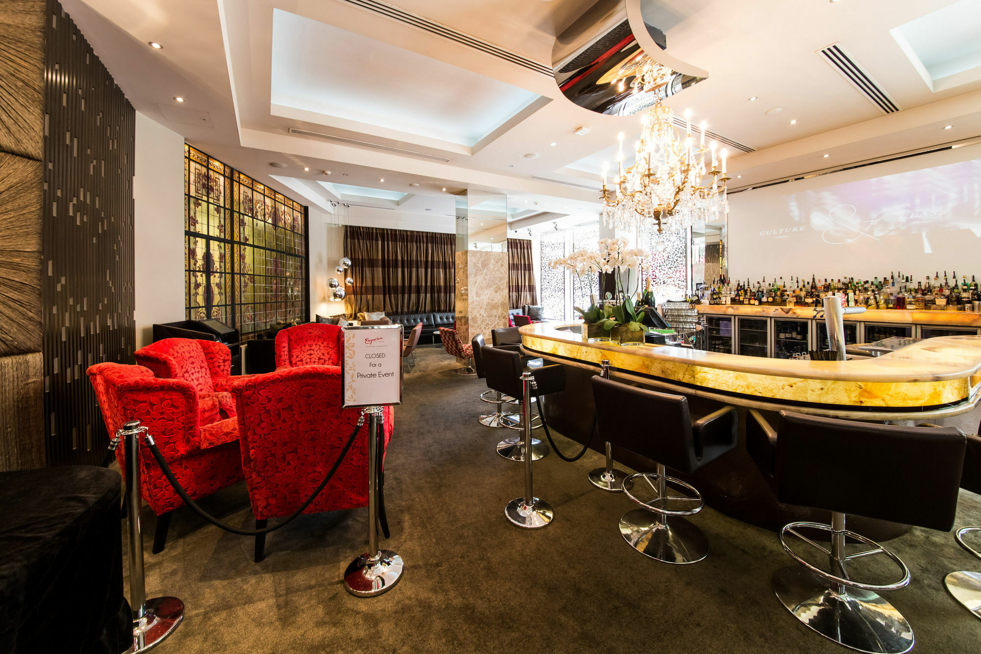 Ovolo The Valley Brisbane Eksteriør billede The bar at the Mandarin Oriental, London